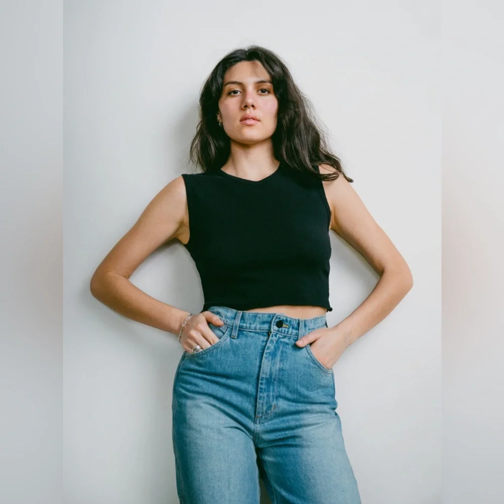 Ozma Tasi Crop, Regen Silk Noil Jersey, Black - Picture 4 of 6